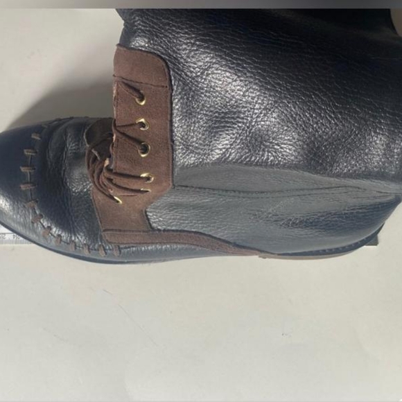 Stitchlace Knee High Boots - Picture 3 of 11